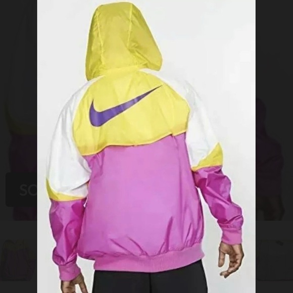 Nike Pink and White Mesh Jacket - Picture 9 of 9